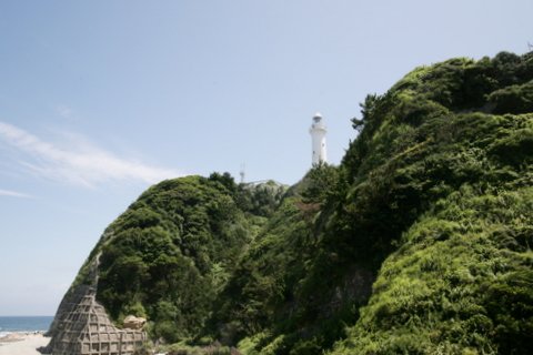 J蓔